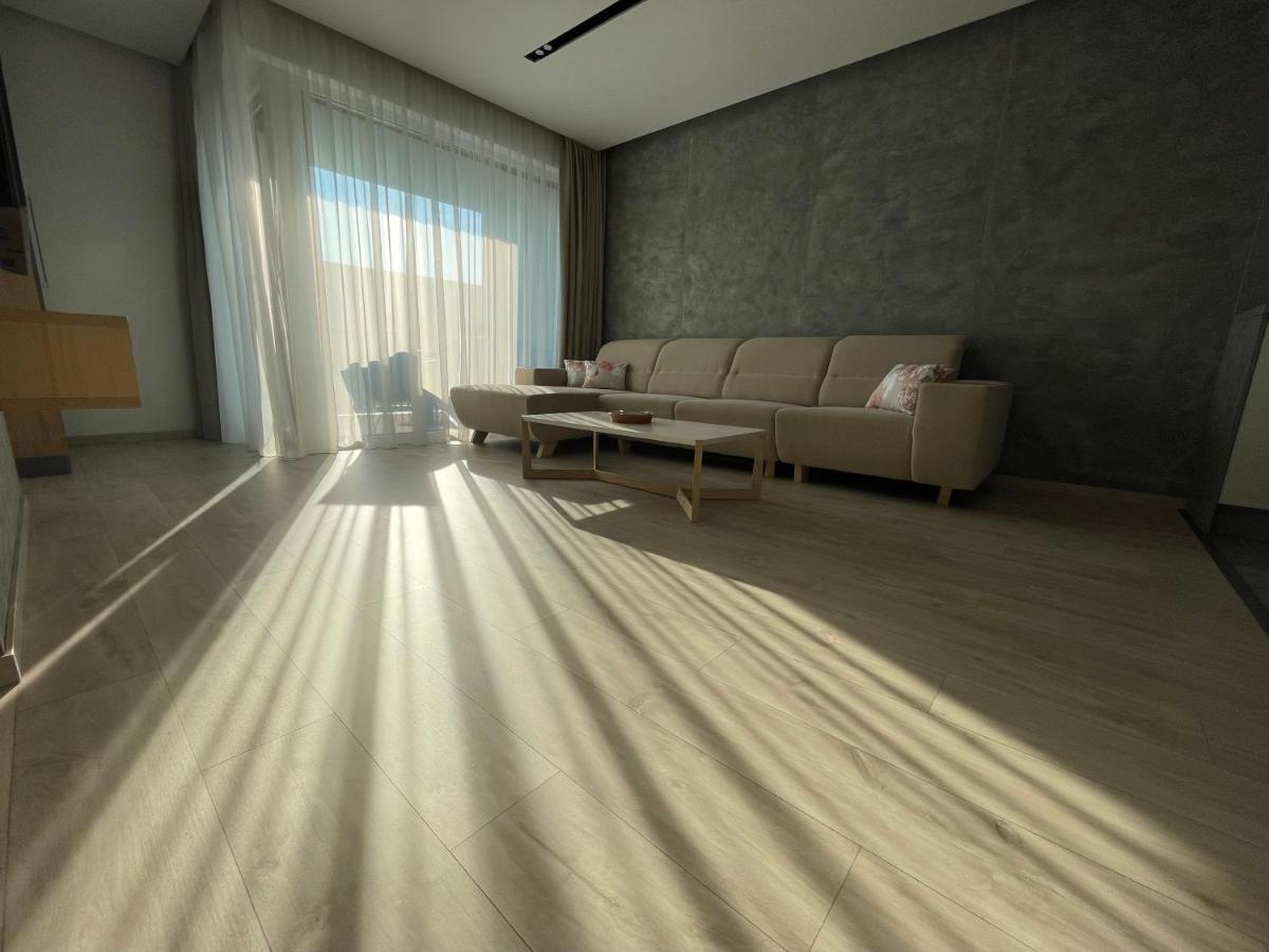 Greenbay Apartment With Free Parking Trencin Luaran gambar