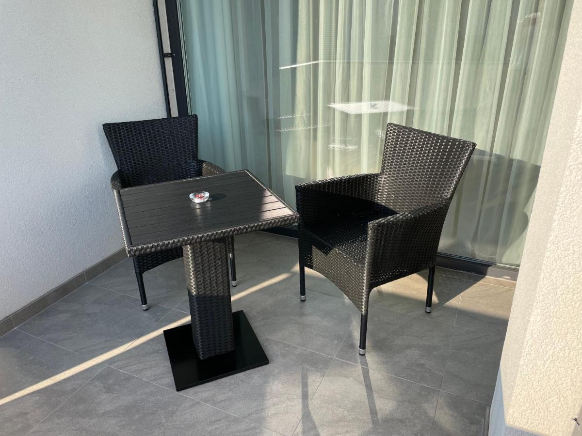 Greenbay Apartment With Free Parking Trencin Luaran gambar